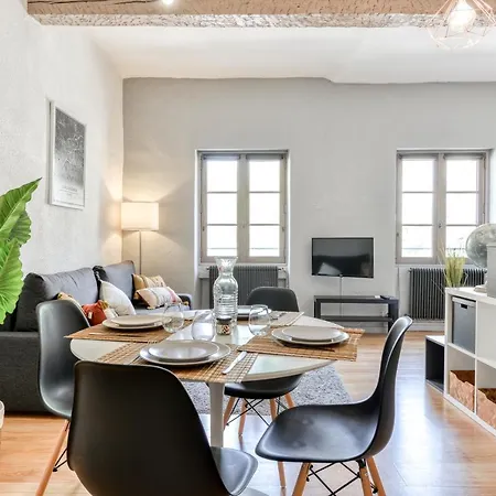 Le Cocon / Free Parking / Wifi / Netflix Apartman